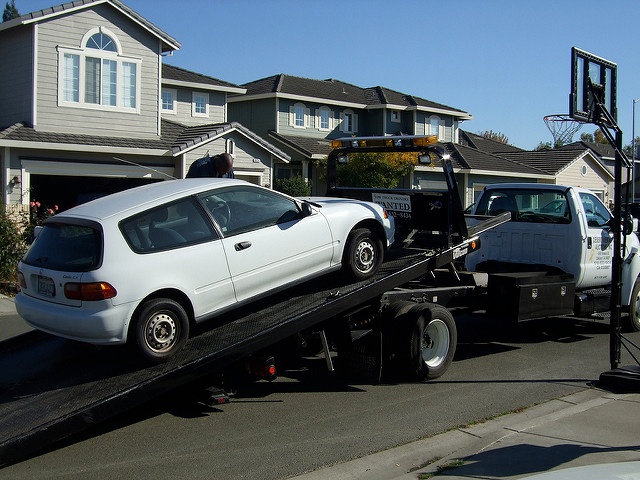 To Tow or Not to Tow — Which Car Problems Require a Tow?